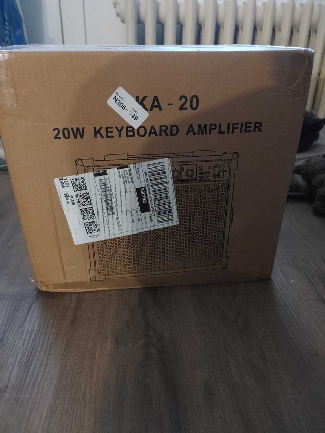 Donner DKA-20 Keyboard Amplifier – 20W Amp