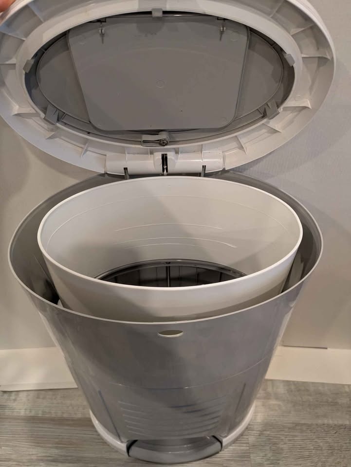 Dekor Diaper Pail Plus - photo 4