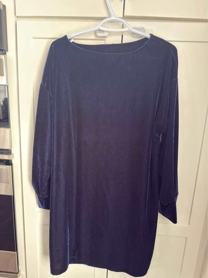 Dresses - $10 each - photo 2
