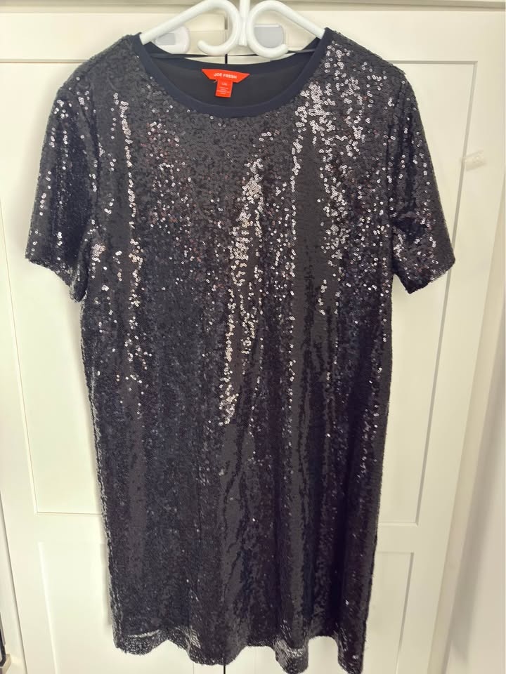 2 Elegant Dresses - photo 2