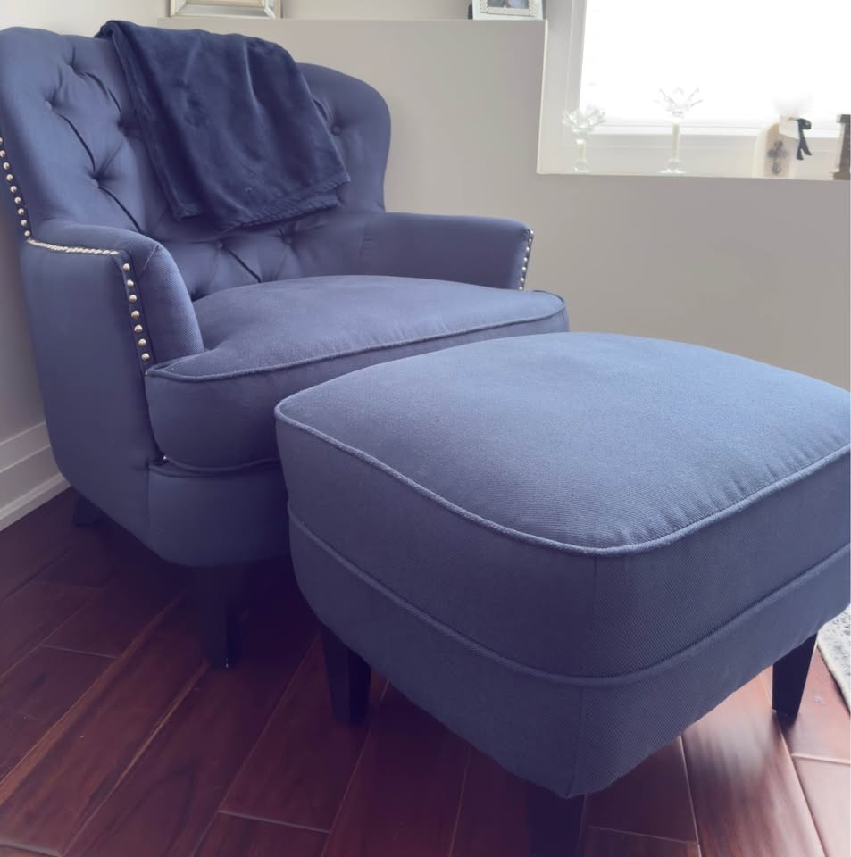 Navy Blue Upholstered Armchair with Matching Ottoman - photo 2