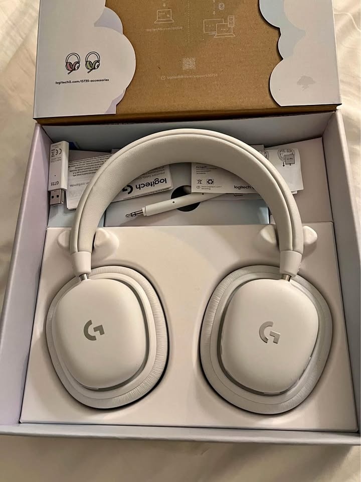 New Logitech G735 Gaming Wireless Headset