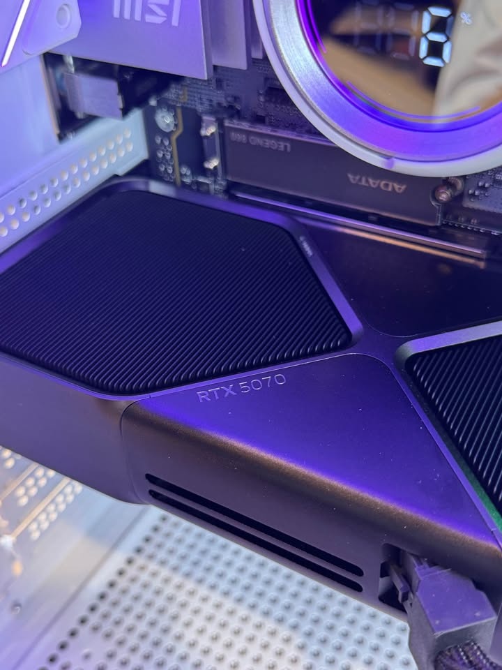 Ryzen 7 7800x3D | RTX 5070 | 32GB DDR5 | 1TB SSD GAMING PC - photo 3
