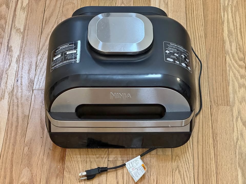 Like-New Ninja Foodi Smart XL Grill (All Accessories Included)