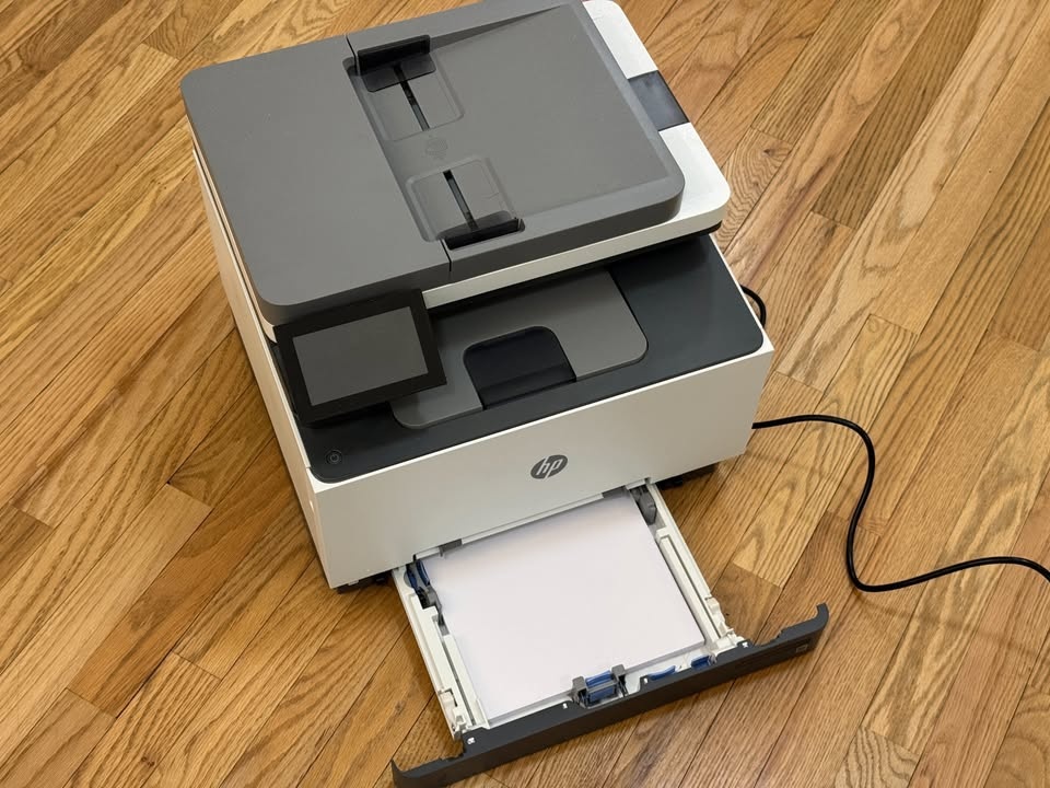 Like-New HP Color LaserJet Pro MFP 3301sdw - photo 2