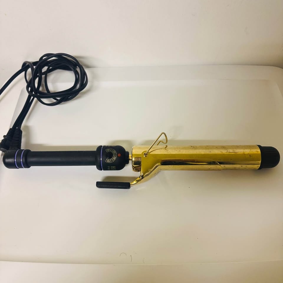 Hot Tools Professional Gold Curling Iron 1.5” XLong Barrel
