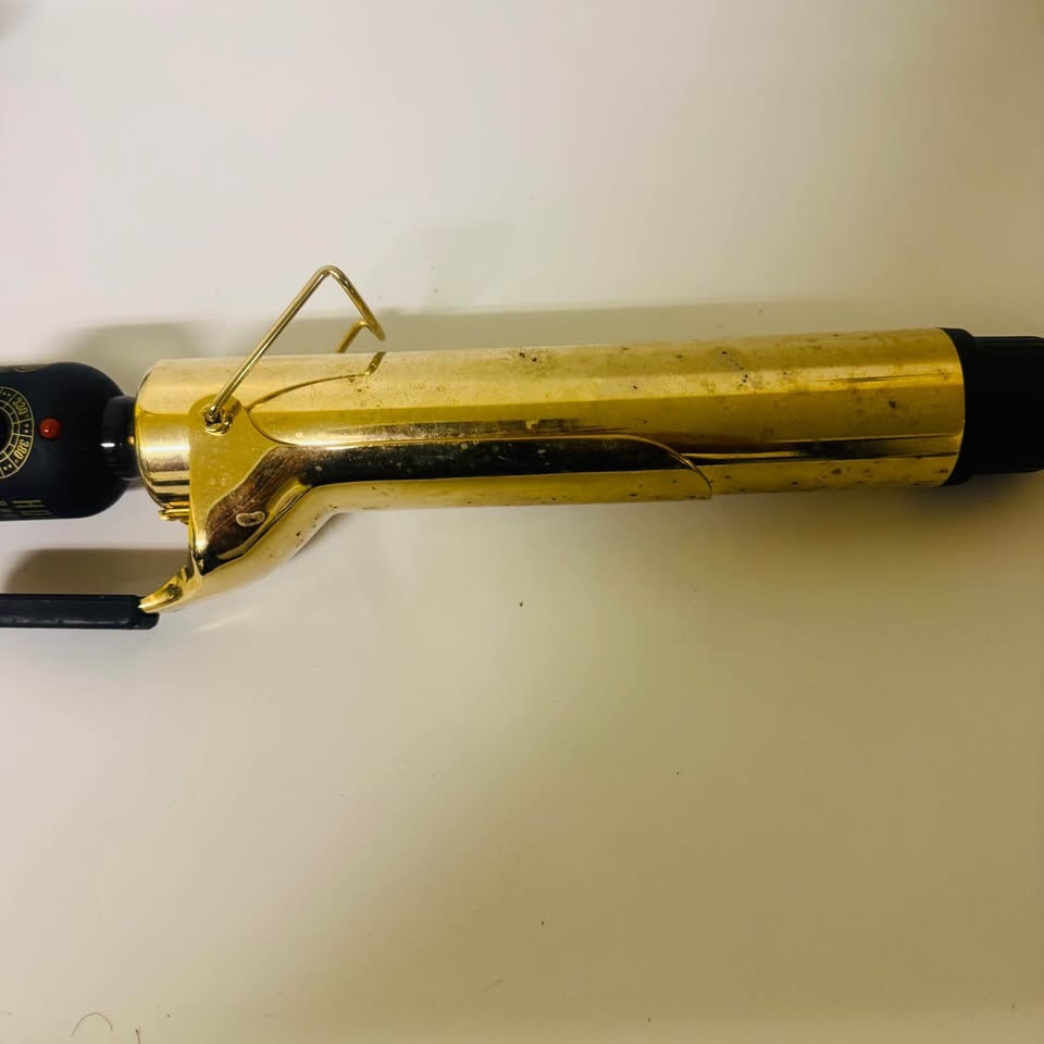 Hot Tools Professional Gold Curling Iron 1.5” XLong Barrel - photo 5