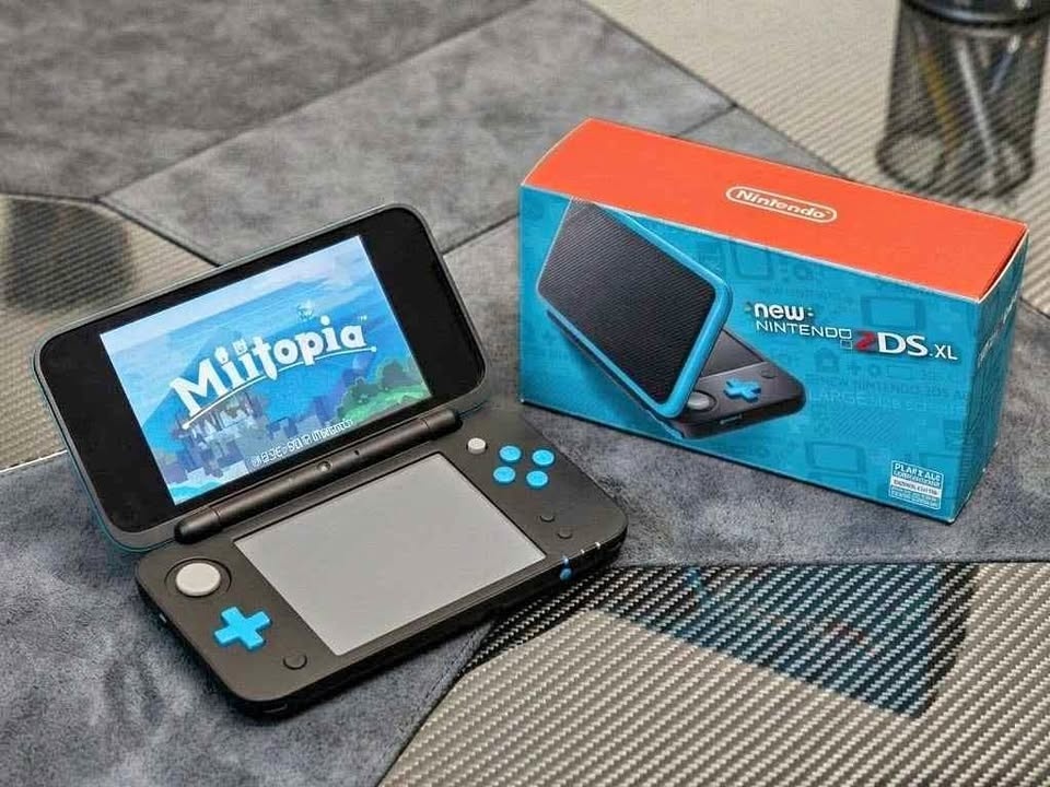 Pristine Modded - New Nintendo 2DS XL