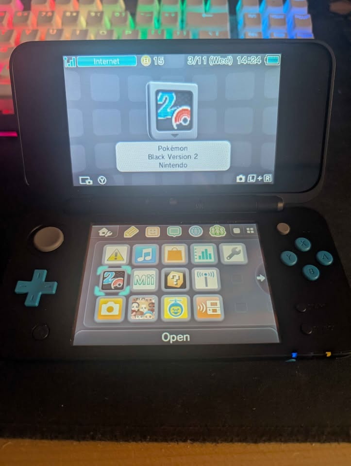 Pristine Modded - New Nintendo 2DS XL - photo 3