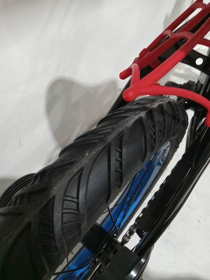 Spider-Man Kids Bike with Training Wheels - photo 2
