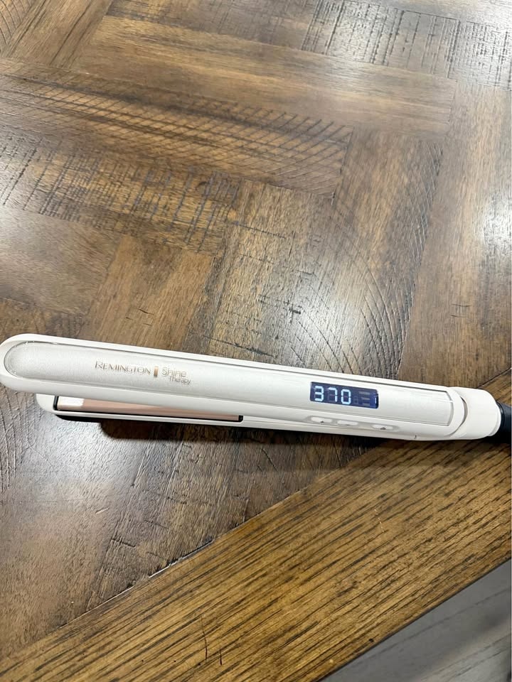 Remington Shine Therapy 1 Inch Flat Iron