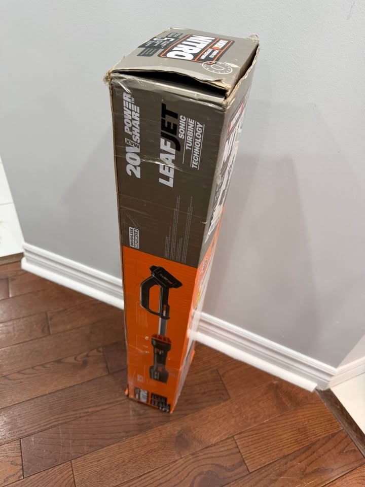 Worx Nitro LeafJet 20V Blower w/ Battery & Charger - photo 2