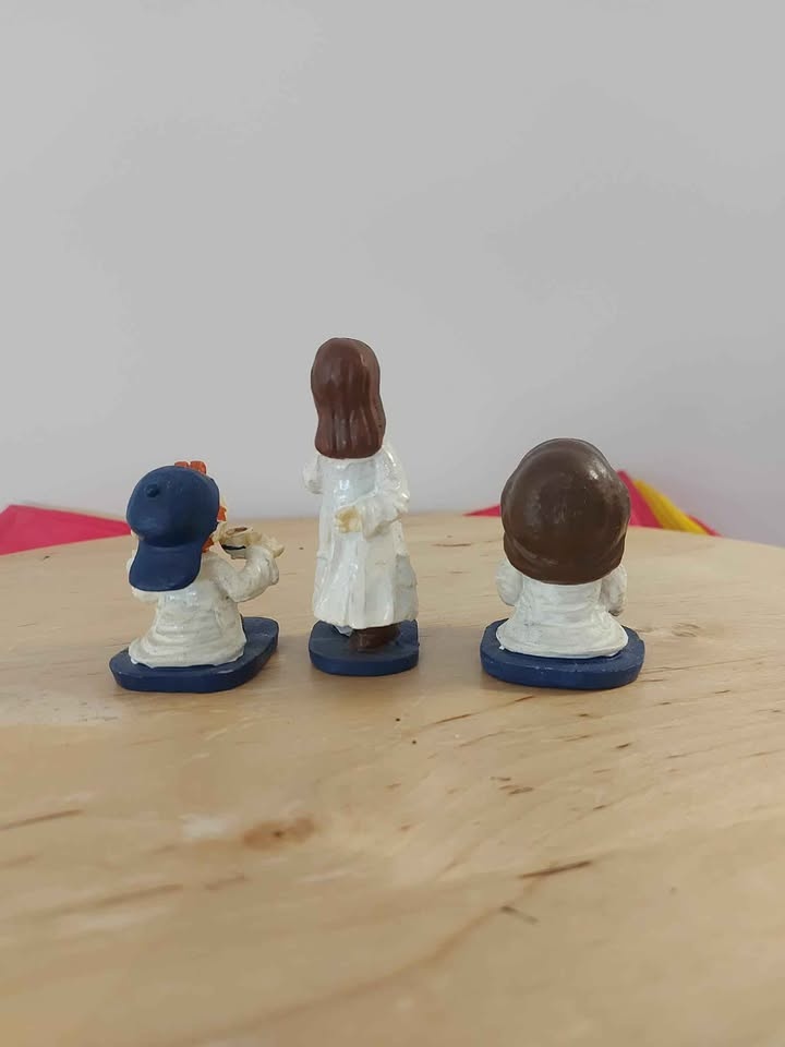 Vintage Tetley Tea Collectors Figurines-1995 - photo 3