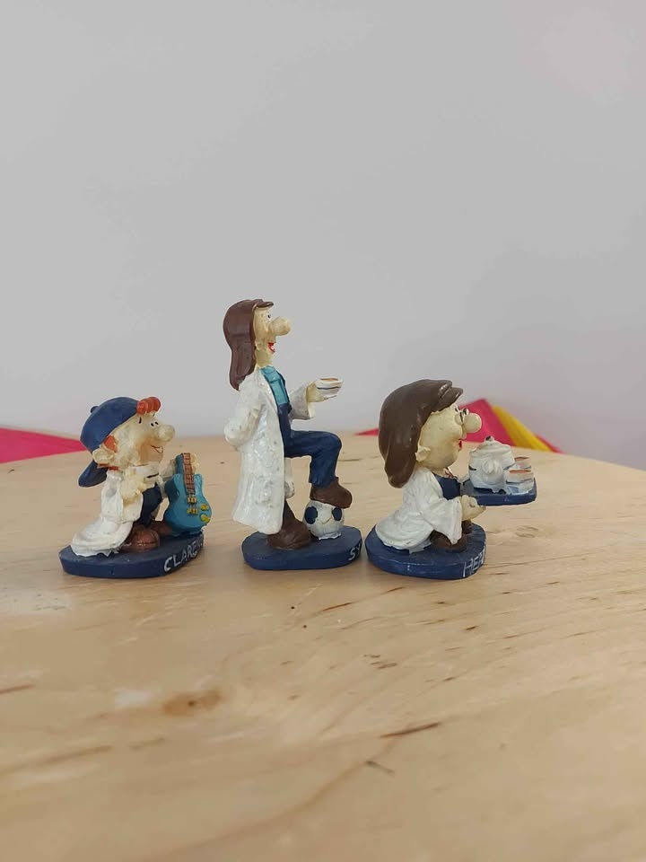 Vintage Tetley Tea Collectors Figurines-1995 - photo 4