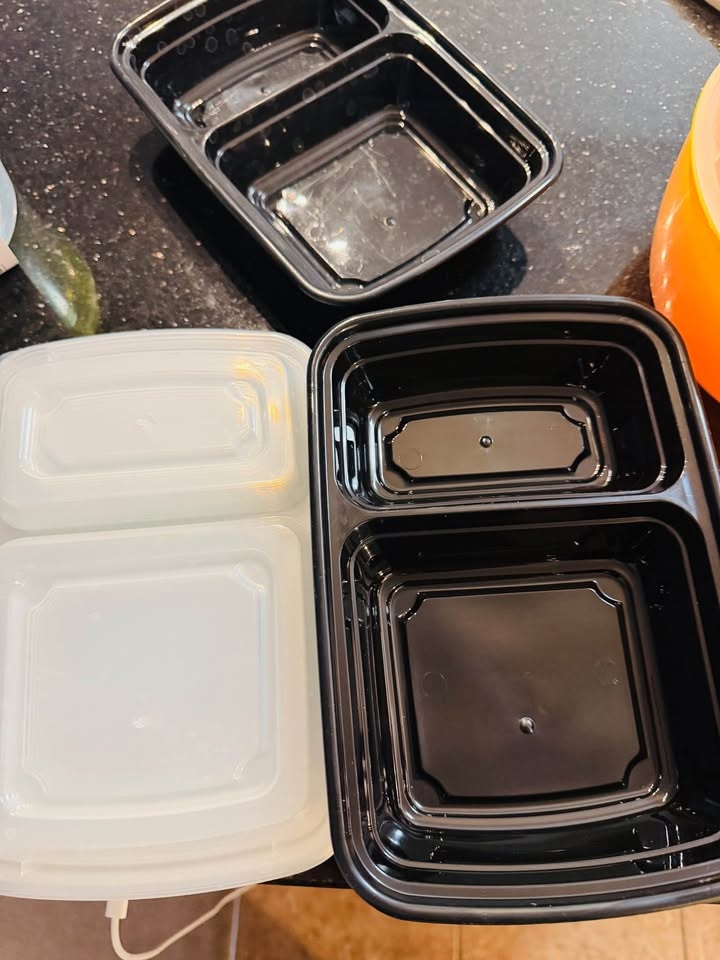 12 Unbreakable Lunch / Food Boxes with lid 🍱 - photo 3