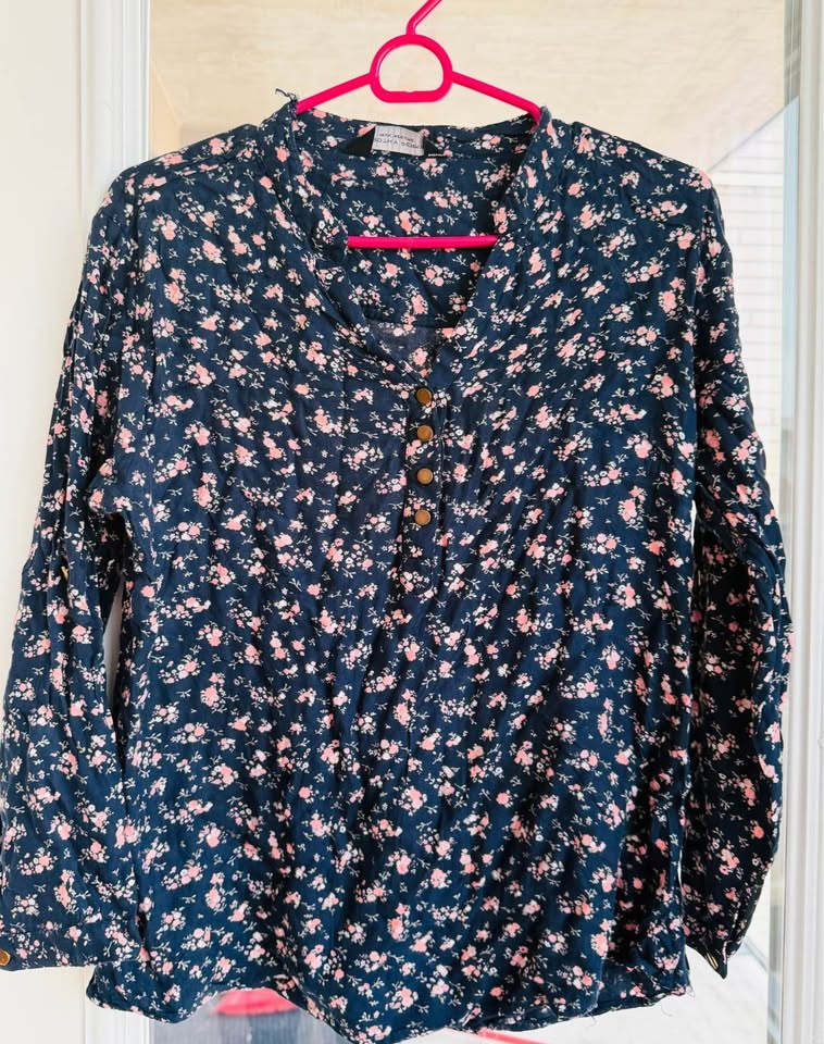 2 Women’s Kurtas/Tops – Size S/M – Cotton & Comfortable - photo 2