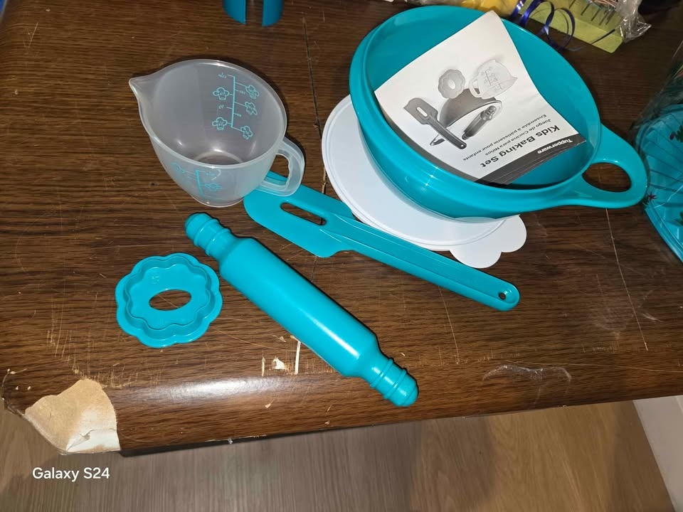 2 Kids Baking Sets - photo 2