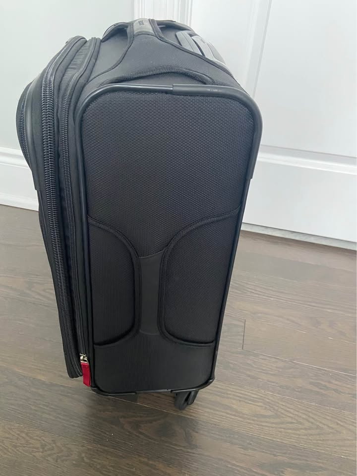 Carry-On Luggage with 4 Wheels - photo 4