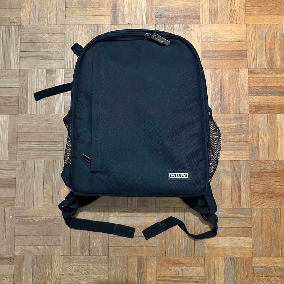 Caden Camera Backpack & Tripod