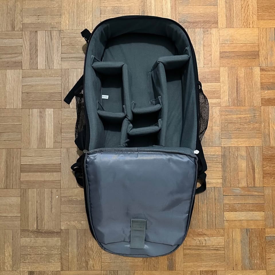 Caden Camera Backpack & Tripod - photo 2