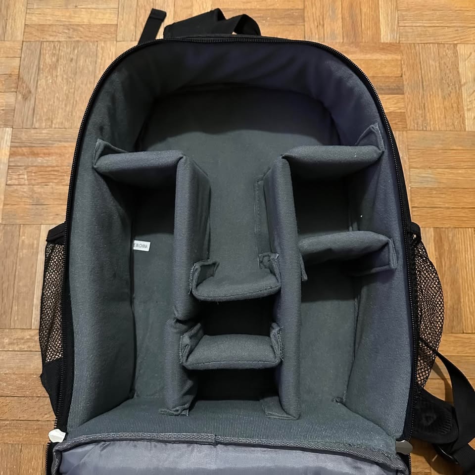 Caden Camera Backpack & Tripod - photo 3