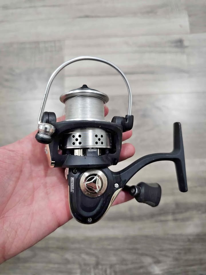 Mitchell 3000 Spinning Fishing Reel