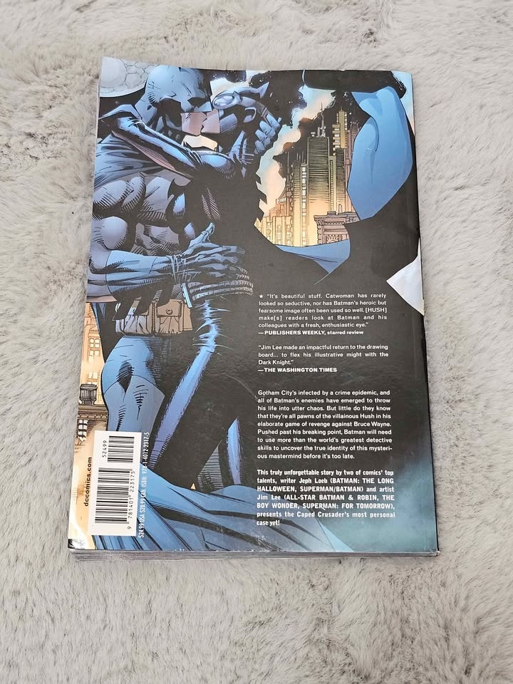 Batman: Hush Graphic Novel (Paperback) - photo 2