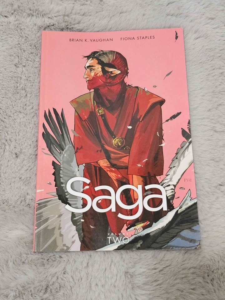 Saga Graphic Novels — Volumes 1, 2 & 3 (Set or Individual) - photo 4