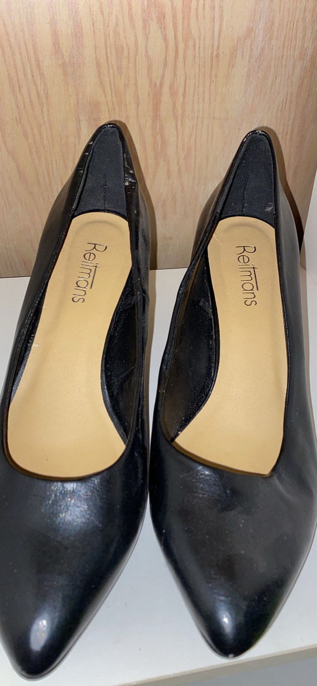 Size 9 Rietmans Heels