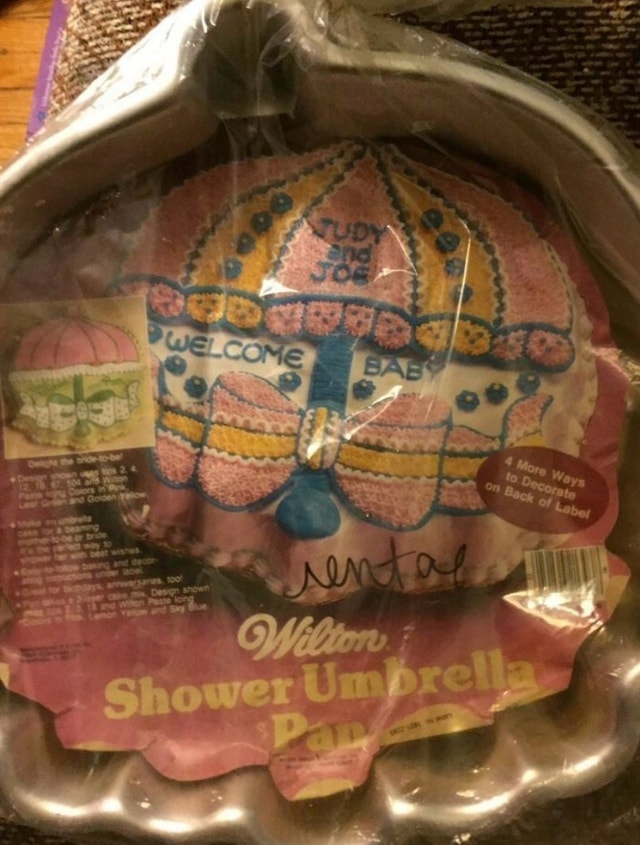 Shower umbrella cake pan