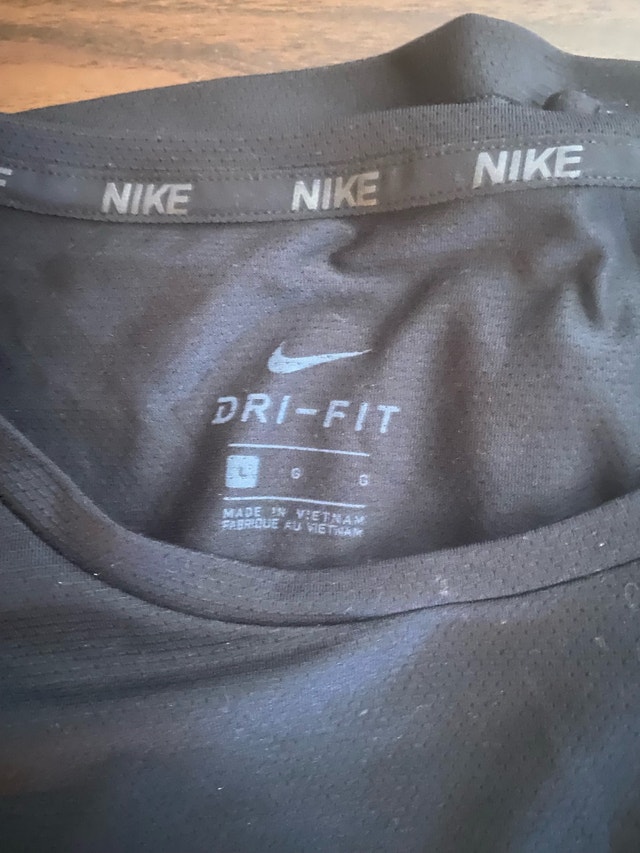 Nike Dri-Fit Shirt - photo 2