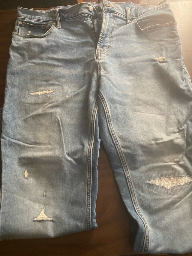 Old Navy Slim Fit Jeans - Medium Wash
