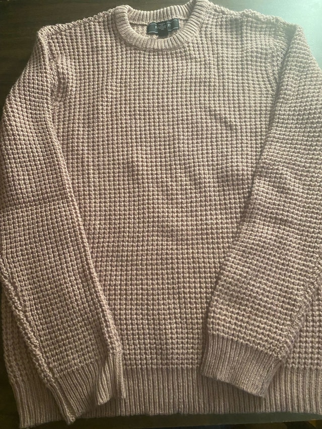Forever 21 Men's Waffle Knit Sweater - Medium