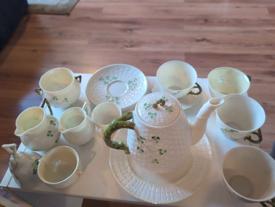 Vintage Belleek Ireland Shamrock Tea Set – Basketweave Porcelain - photo 2