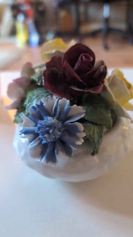 Radnor Fine Bone China Floral Bouquet – Made in England - photo 3