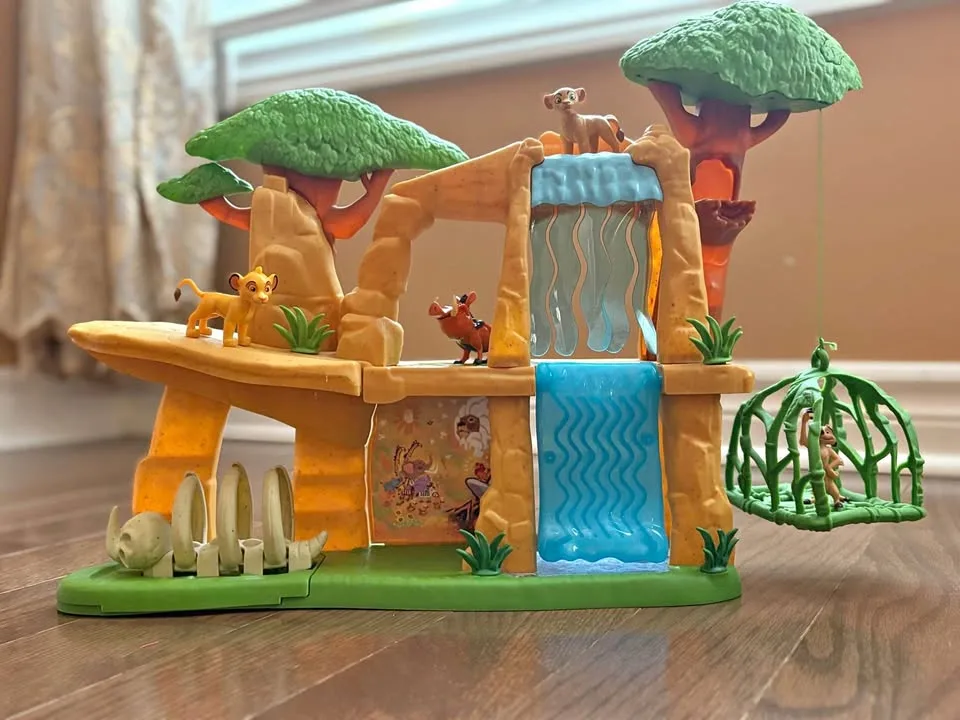 Lion Guard Defend the Pride Lands Play Set thumbnail