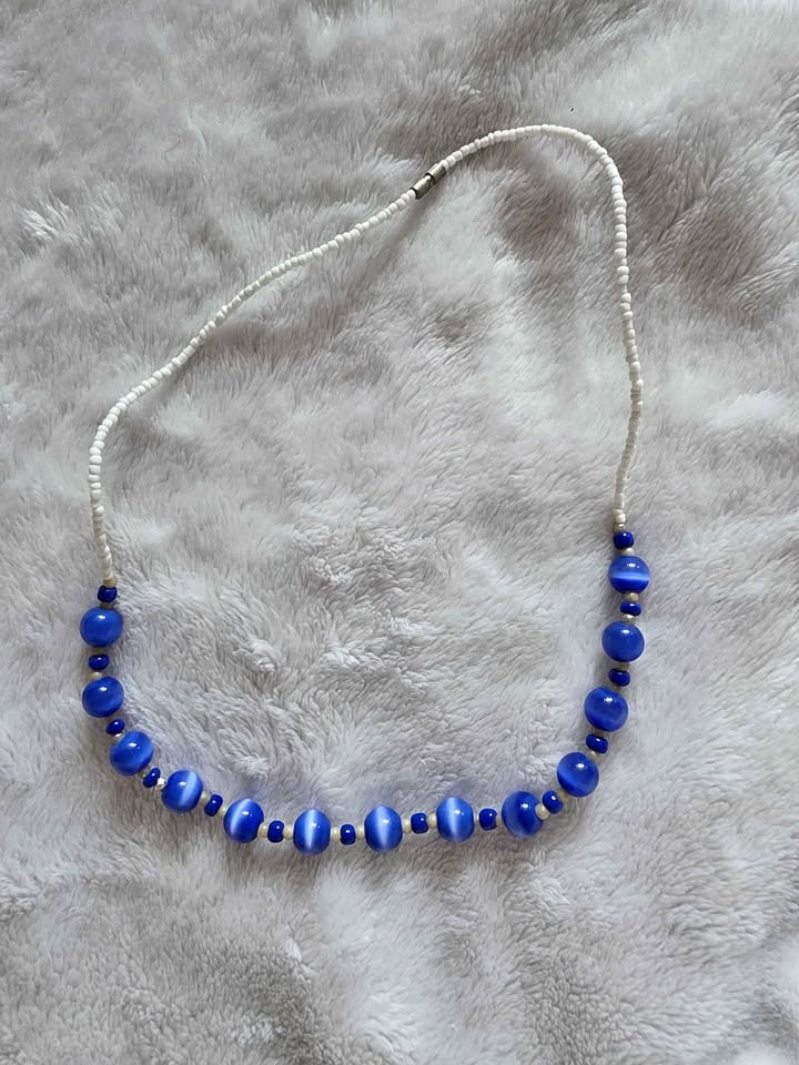 Vintage Blue and white beaded chocker