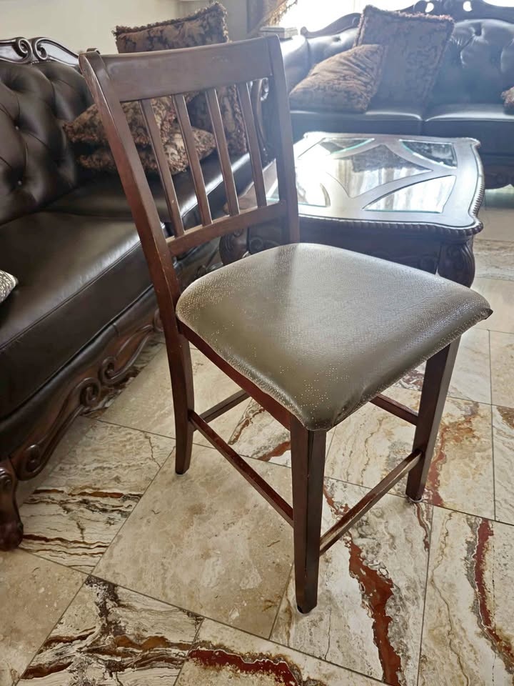 2 counter chairs