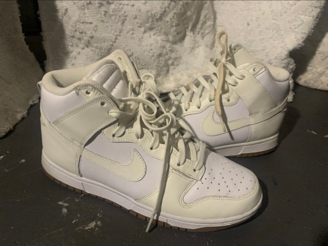 Nike Dunk High Top Sneakers - White - Size 8.5