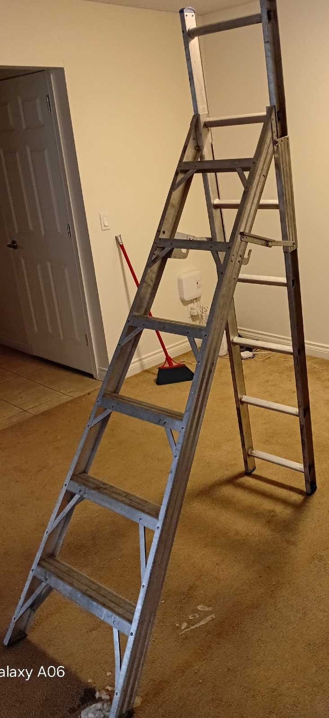 22 Foot Multi-Position Extension Ladder