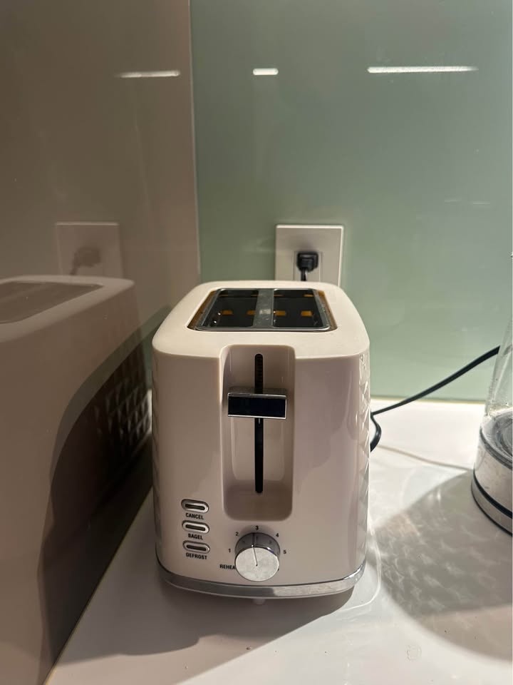 Toaster
