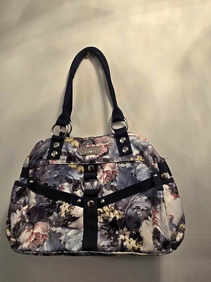 CATWALK FLORAL FASHION BAG $75