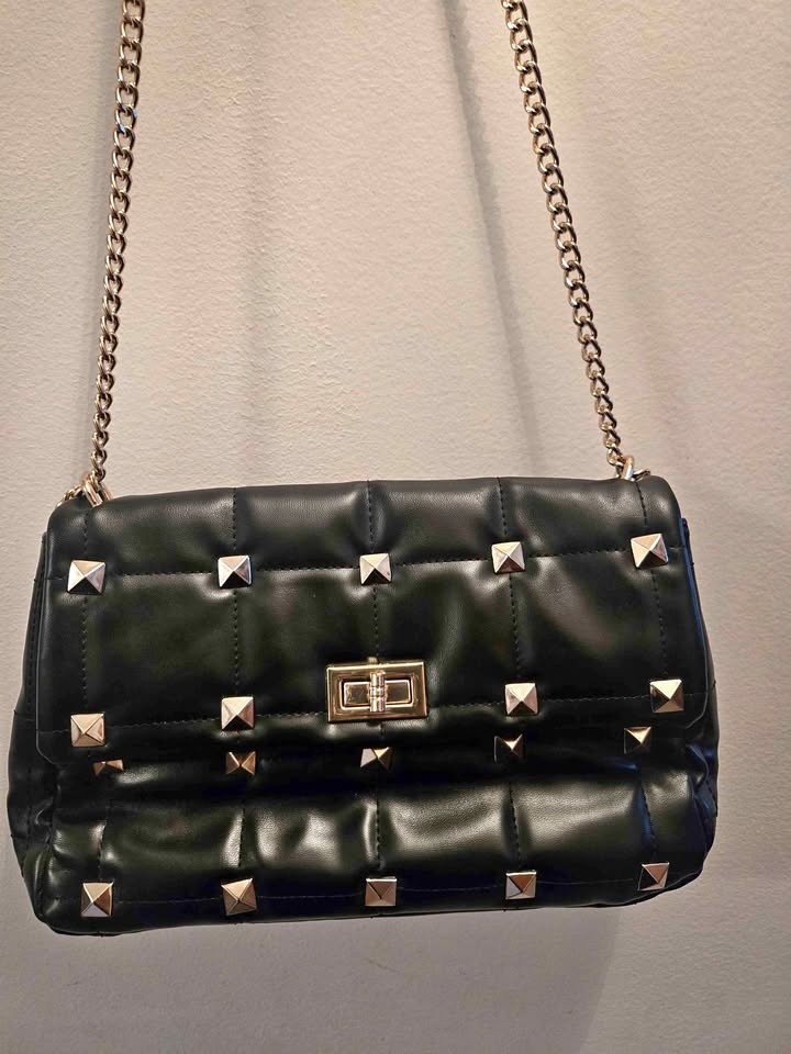 BLACK FASHION BAG $55