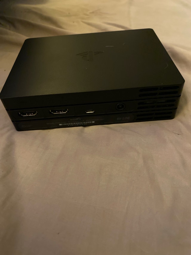 PS4 VR Headset and Processing Unit - photo 3