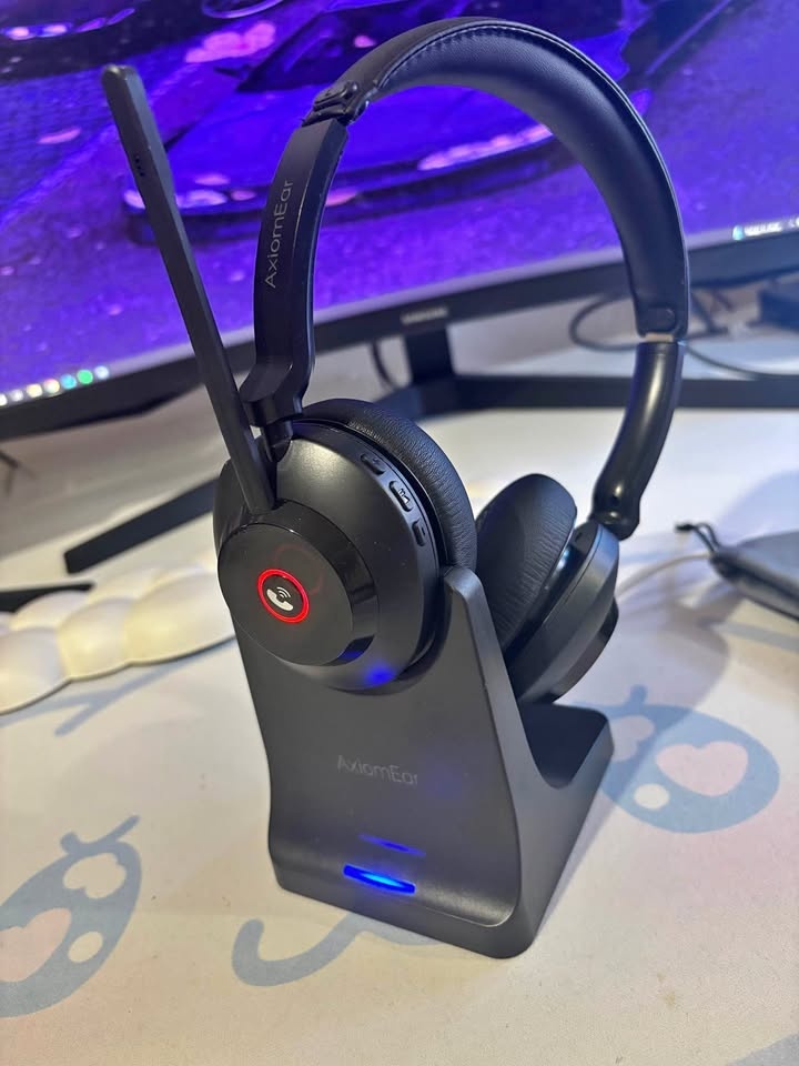 AxiomEar Wireless Bluetooth Headset w/ Charge Dock & USB Dongle