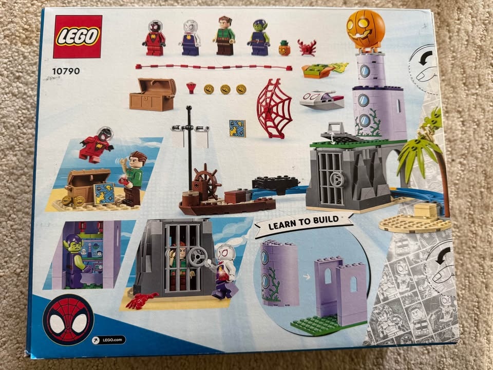 LEGO 10790 Spider-Man Team Spidey at Green Goblin's Lighthouse - photo 4