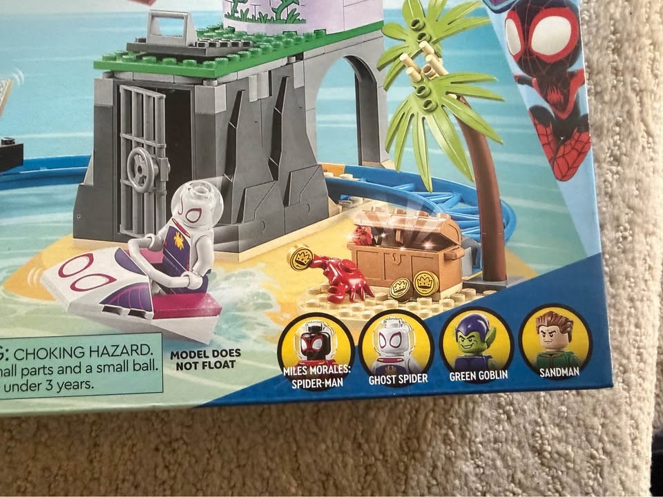 LEGO 10790 Spider-Man Team Spidey at Green Goblin's Lighthouse - photo 5