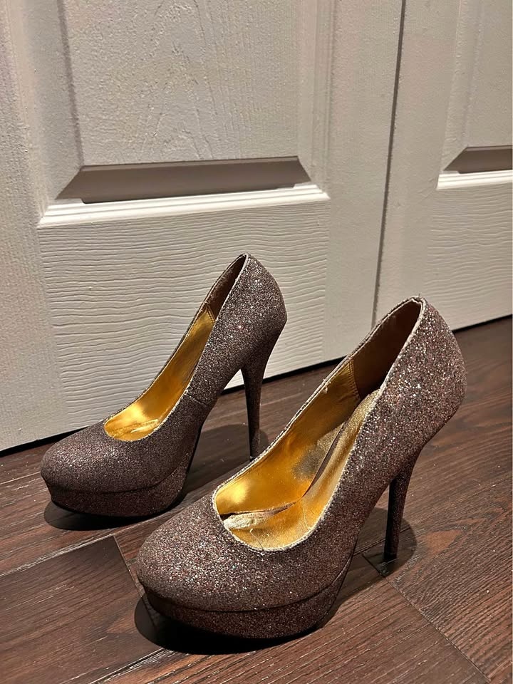 Charlotte Russe Stiletto Heels - Size 7