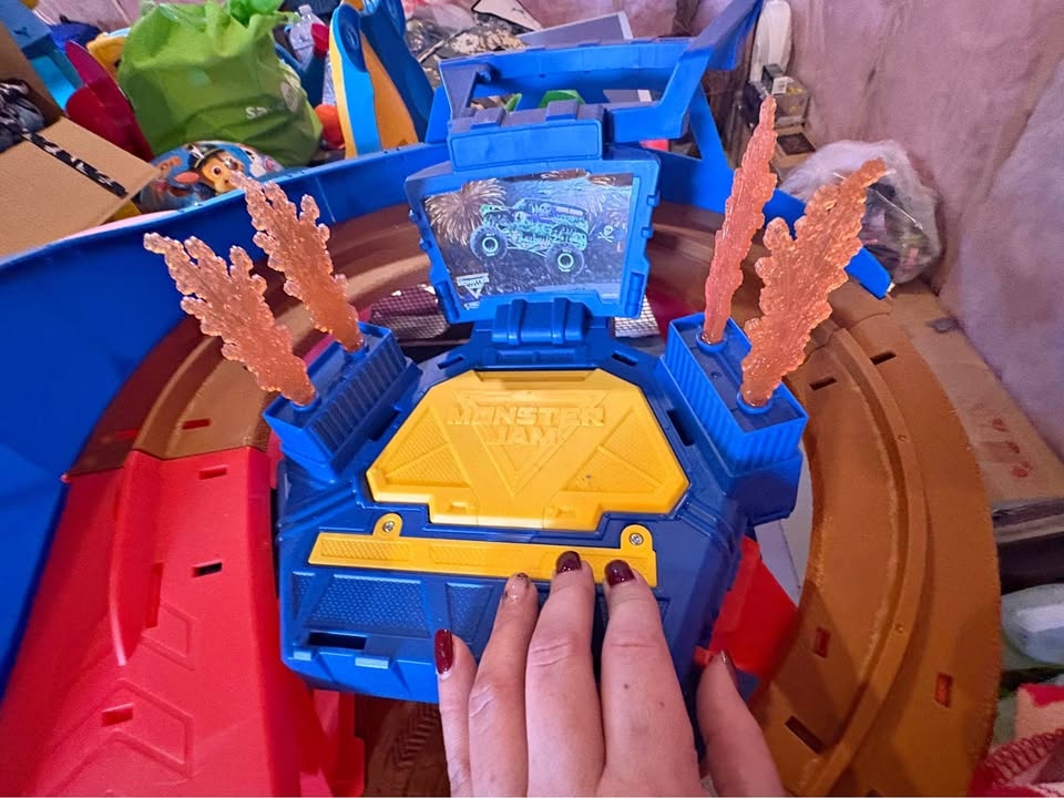 Monster Jam Race Track
