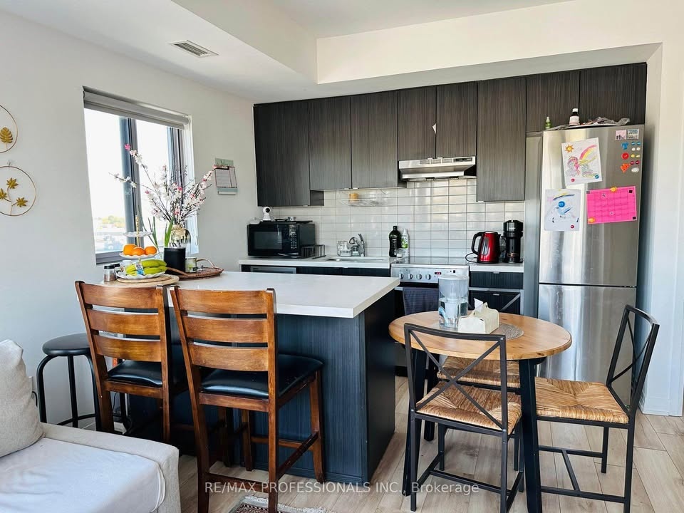 2 Beds 2 Baths - Apartment - photo 3